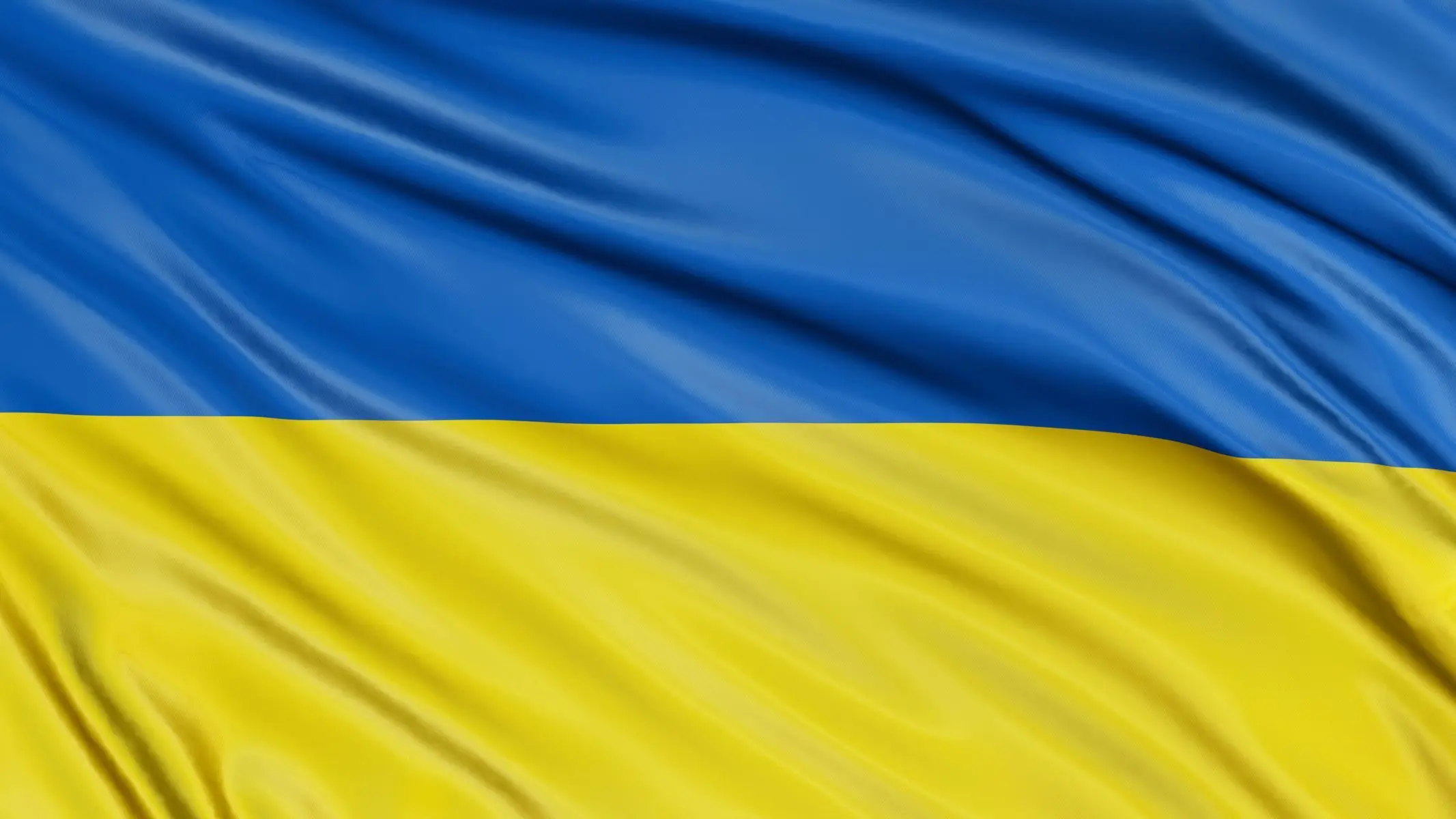 Symbolická obnova ukrajinské vlajky na Karlově mostě