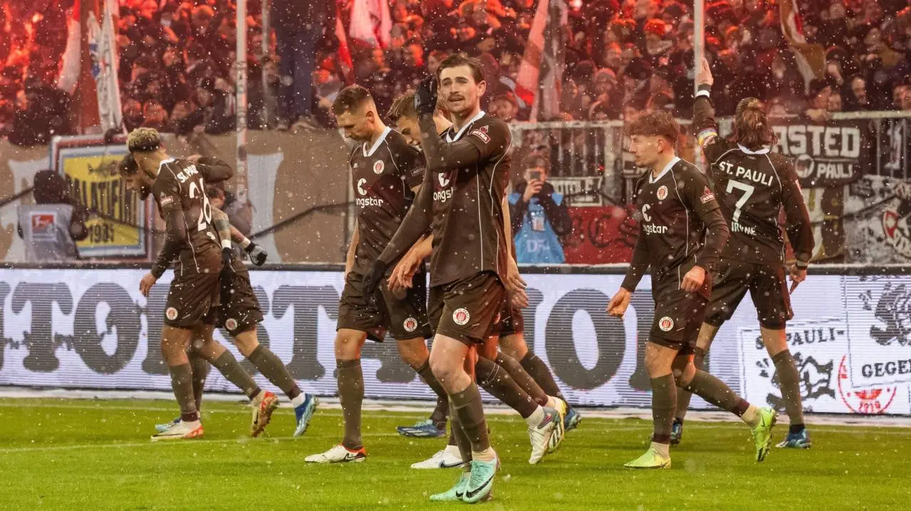 Leverkusen se utká se St. Pauli: Očekávání a zajímavosti
