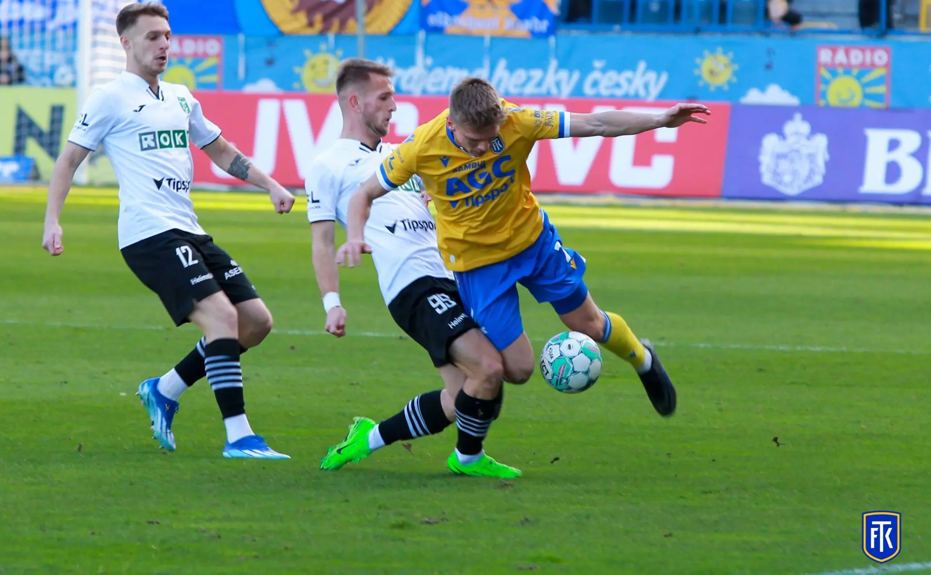 Teplice – Karviná: Klíčová Doprava a Ekonomické Významy