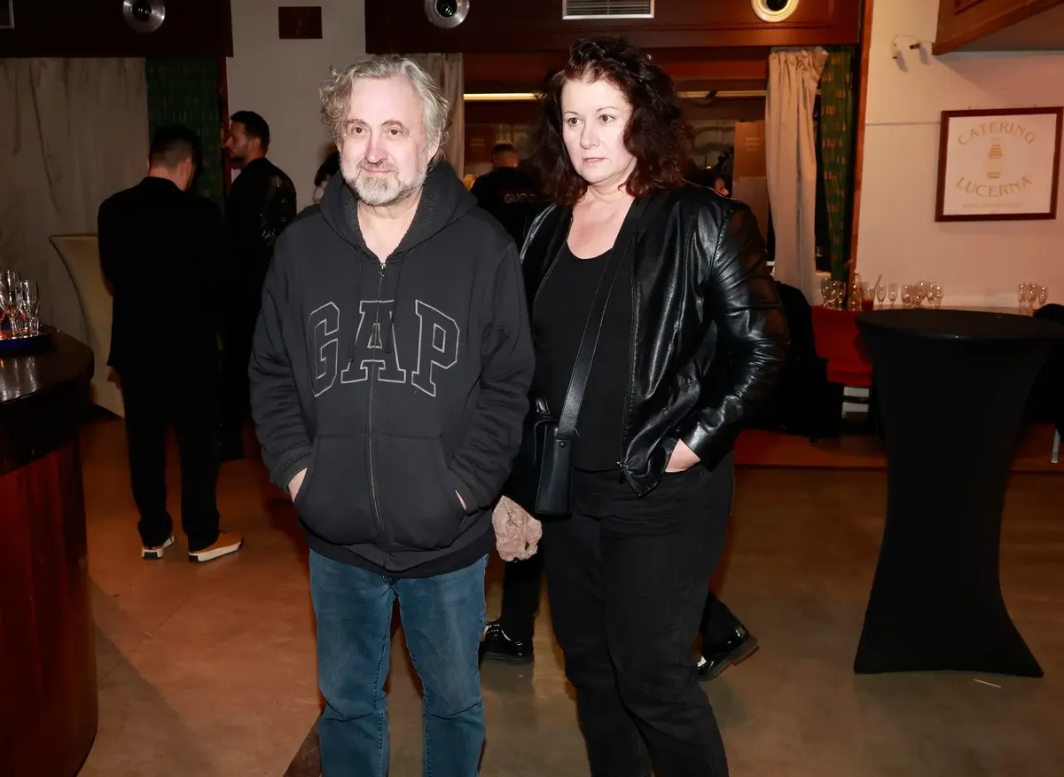 pád domu kollerů — CZ news