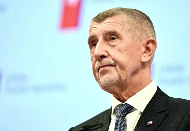 Andrej Babiš čelí kritice za online podvody