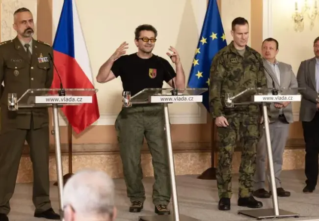 Drony nemesis: Růžička čelí žalobě od Mikuleckého