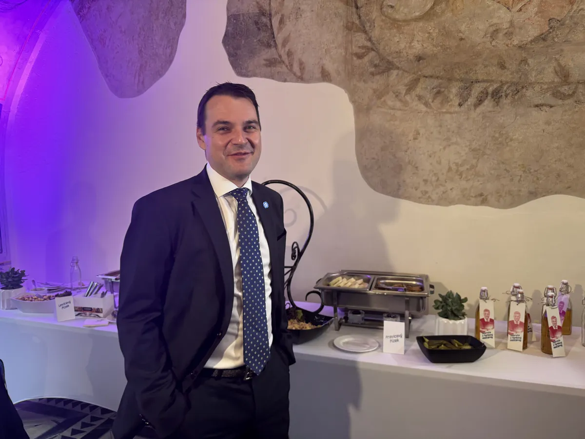 petr macinka — CZ news