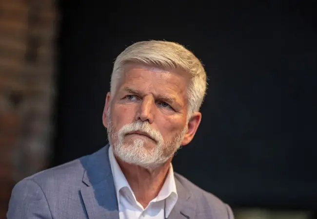 Prezident Petr Pavel kritizuje vládu za výdaje na obranu