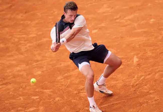 Tomáš Macháč a jeho výkony na antuce v Monaku