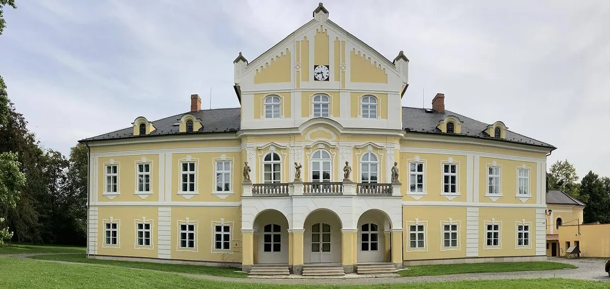 zámek nová horka — CZ news