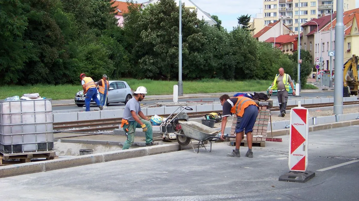Pokuta za kontrolu komínů a nelegální práci